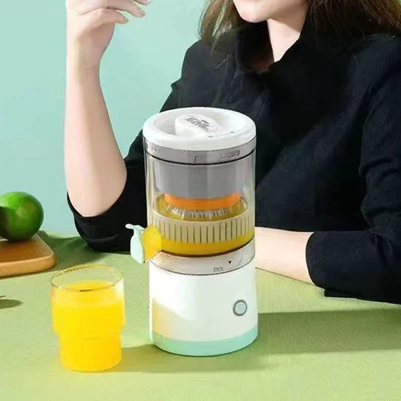 JuiceOnTheGo™ - Elektrischer tragbarer Obstentsafter
